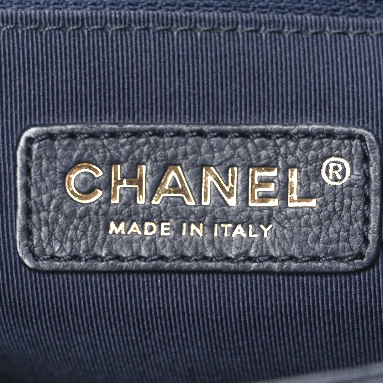 Chanel Caviar Quilted New Medium Boy Flap Navy 6 of 10