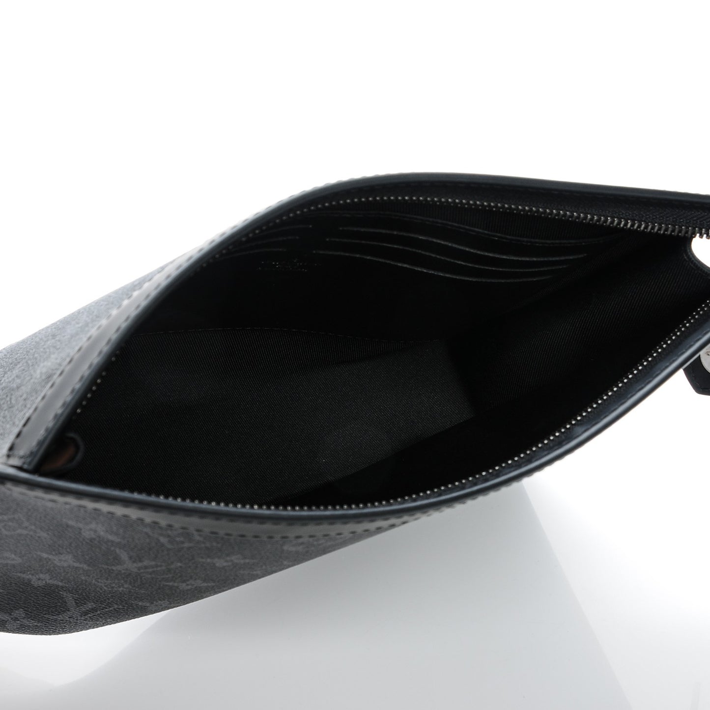 Monogram Eclipse Pochette Voyage MM