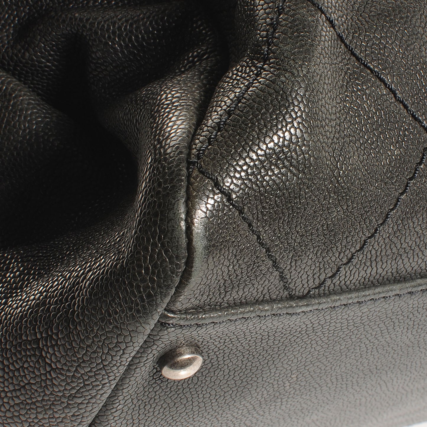 Caviar Outdoor Ligne Doctor Bag Black