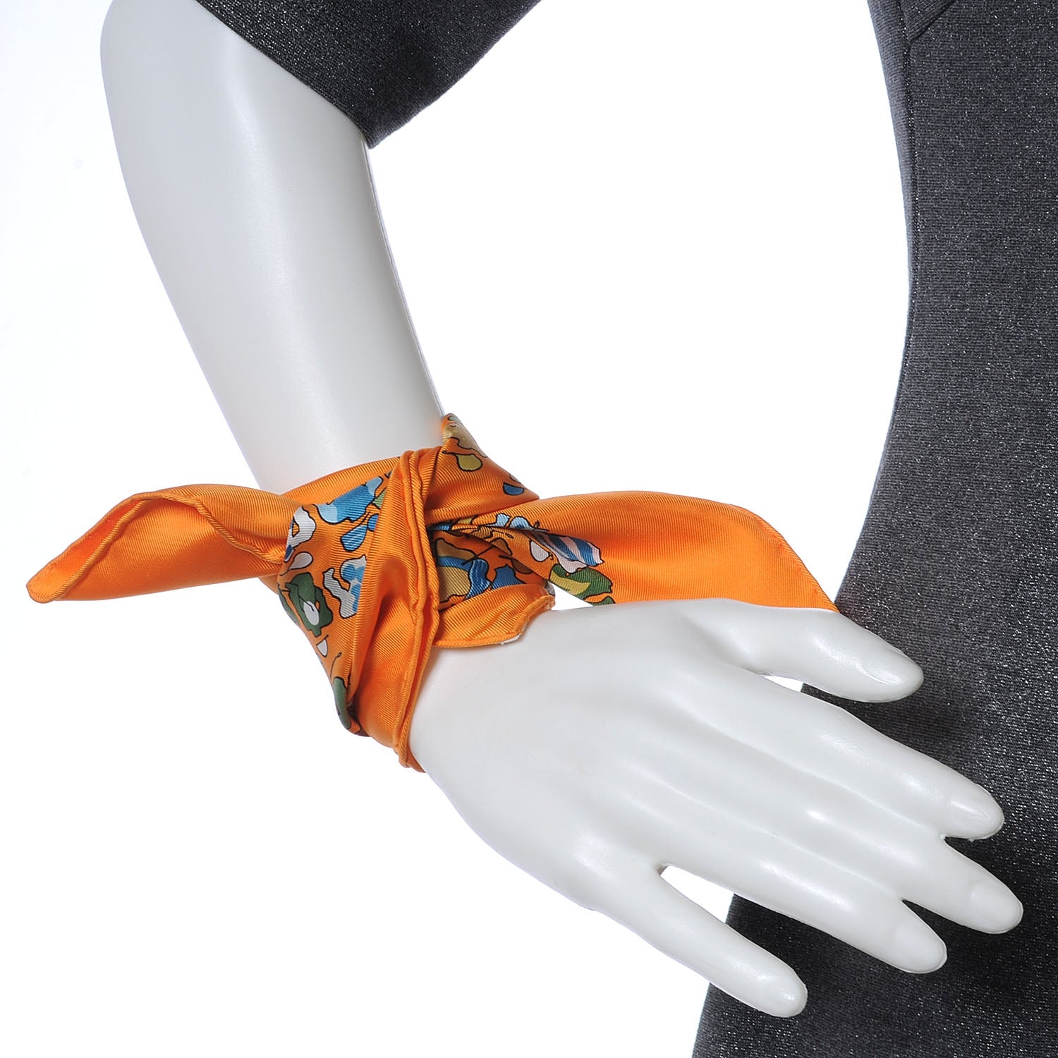 Hermes Silk Les Chevaux Se Rendent Au Depart Pocket Square Scarf 4 of 6