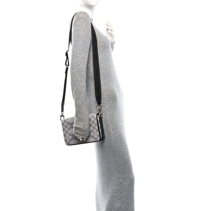 Louis Vuitton Damier Graphite 3D Studio Messenger Antarctica 2 of 9