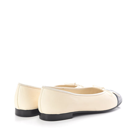 Chanel Lambskin Cap Toe Ballerina Flats 39 Ivory Navy 4 of 7
