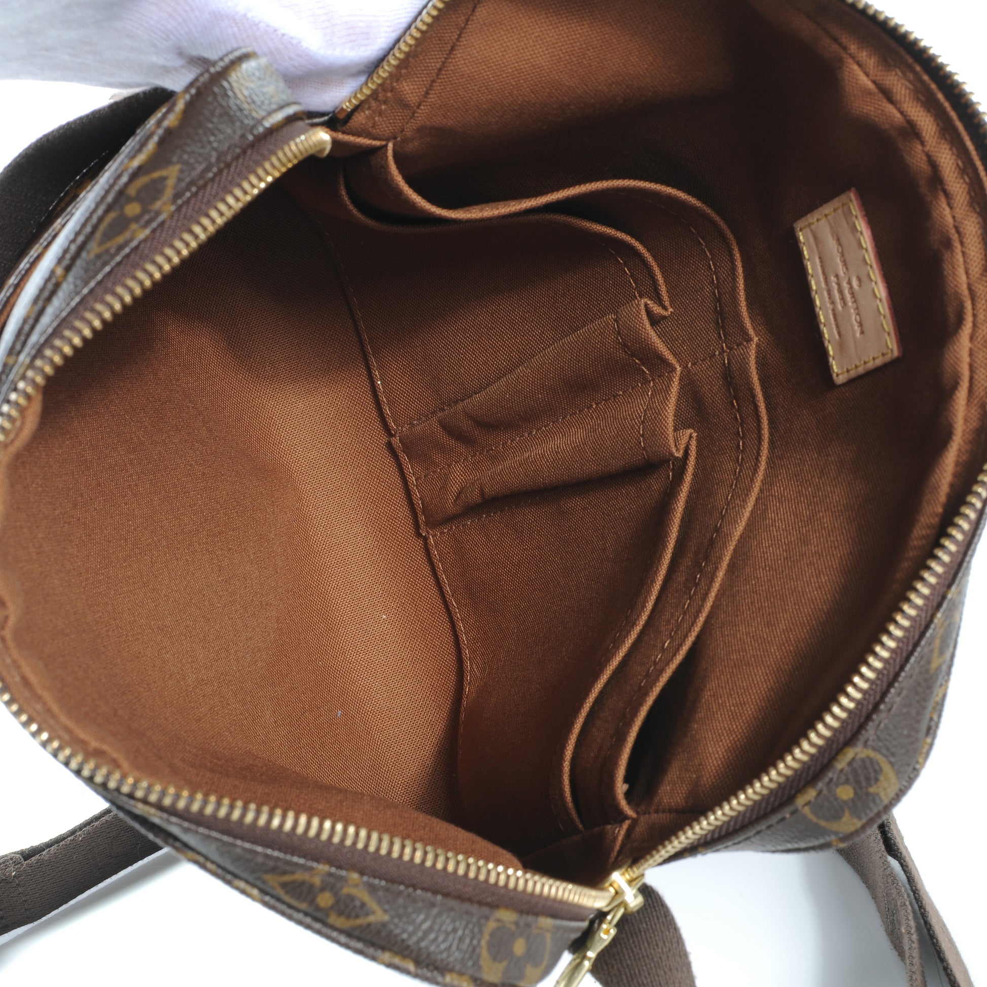 Louis Vuitton Monogram Trotteur Beaubourg 7 of 7