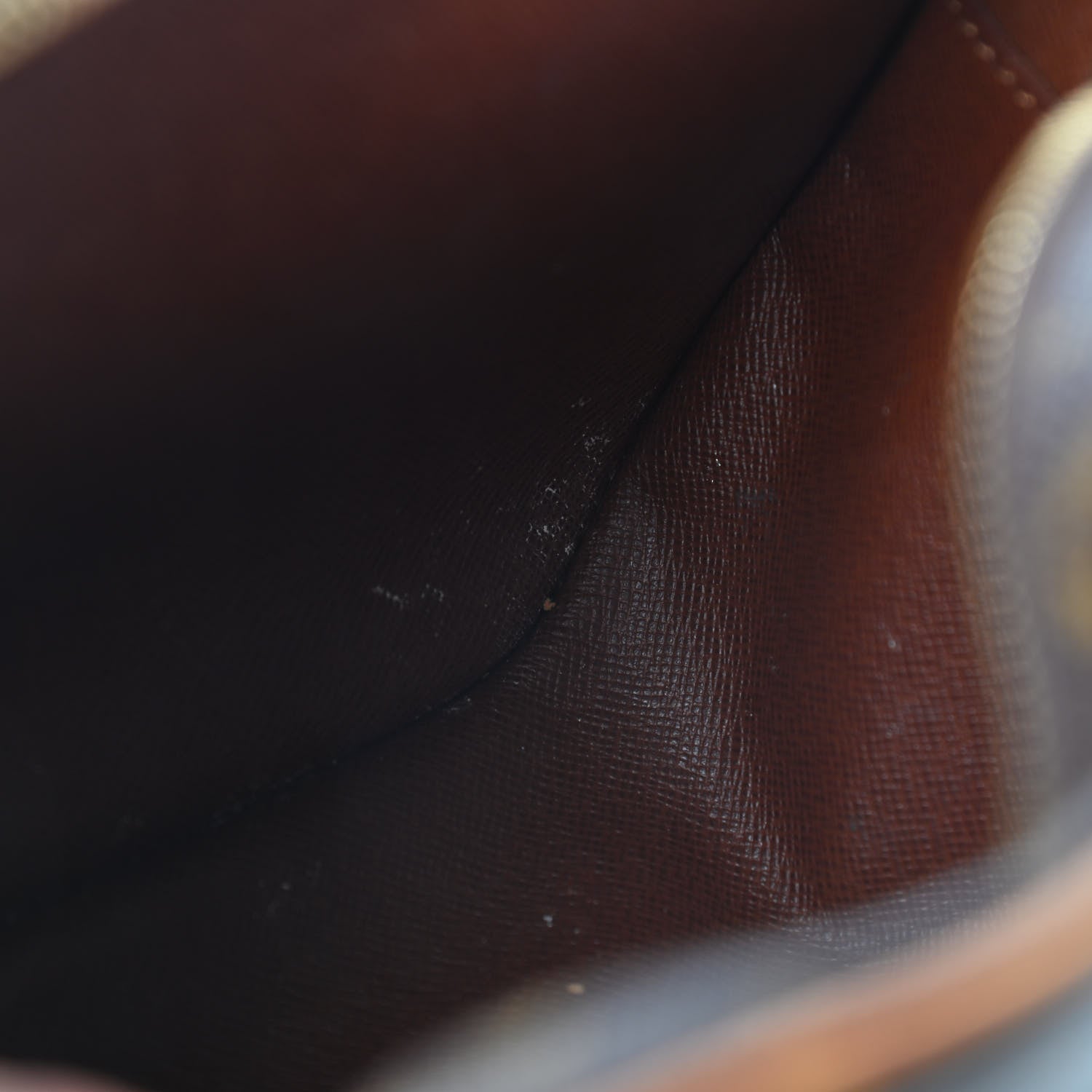 Louis Vuitton Monogram Blois 10 of 13