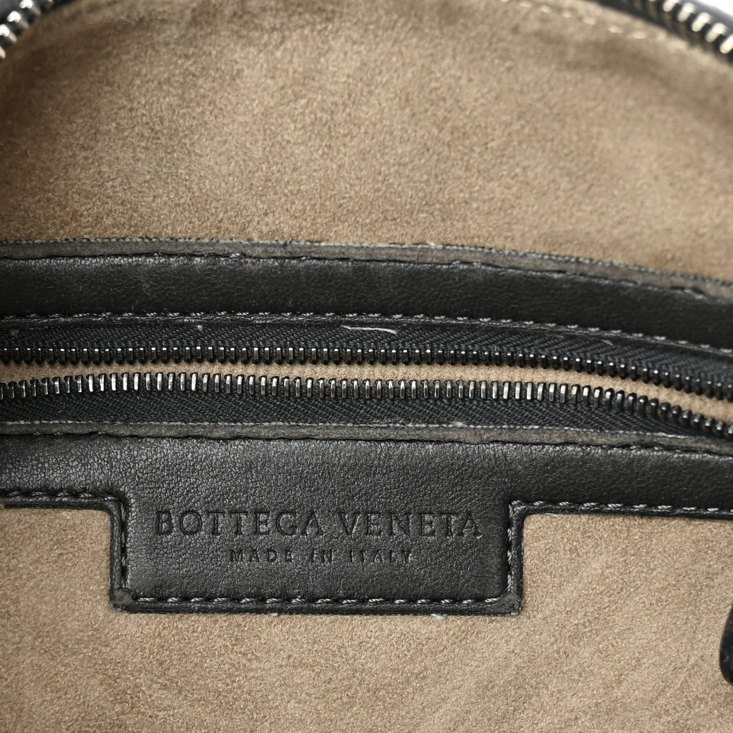 Bottega Veneta Nappa Intrecciato Nodini Bag Black 6 of 15