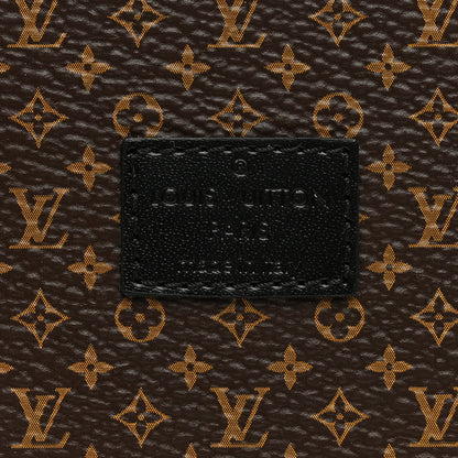 Louis Vuitton Monogram Trunk Paperweight 6 of 6