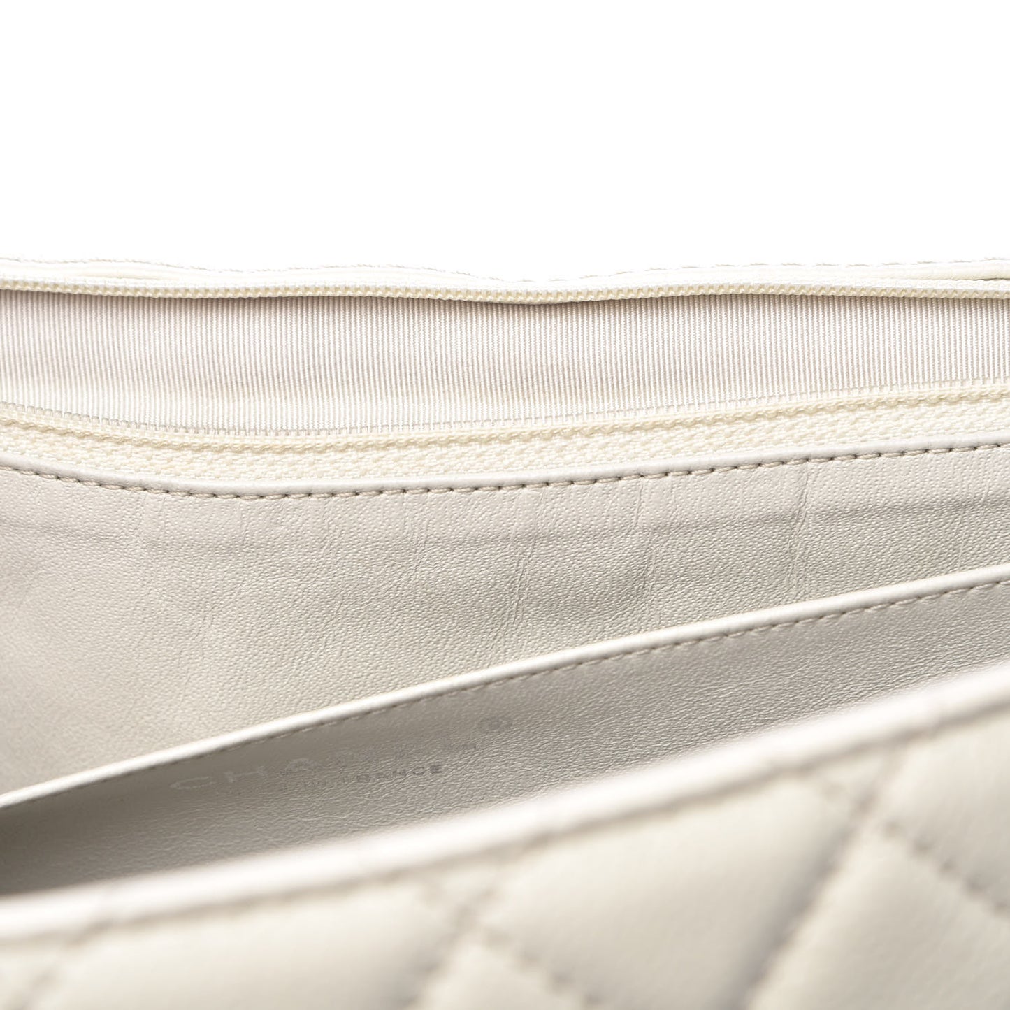 Caviar Quilted Maxi Single Flap White