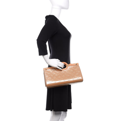 Louis Vuitton Vernis Roxbury Drive Noisette 3 of 12