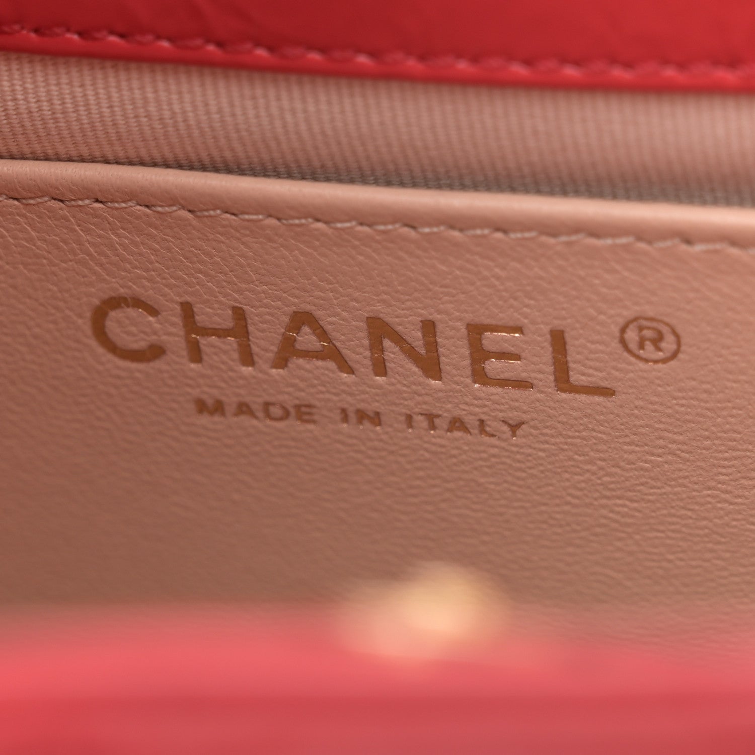 Chanel Shiny Crumpled Calfskin Quilted Small Wavy CC Hobo Red 6 of 10
