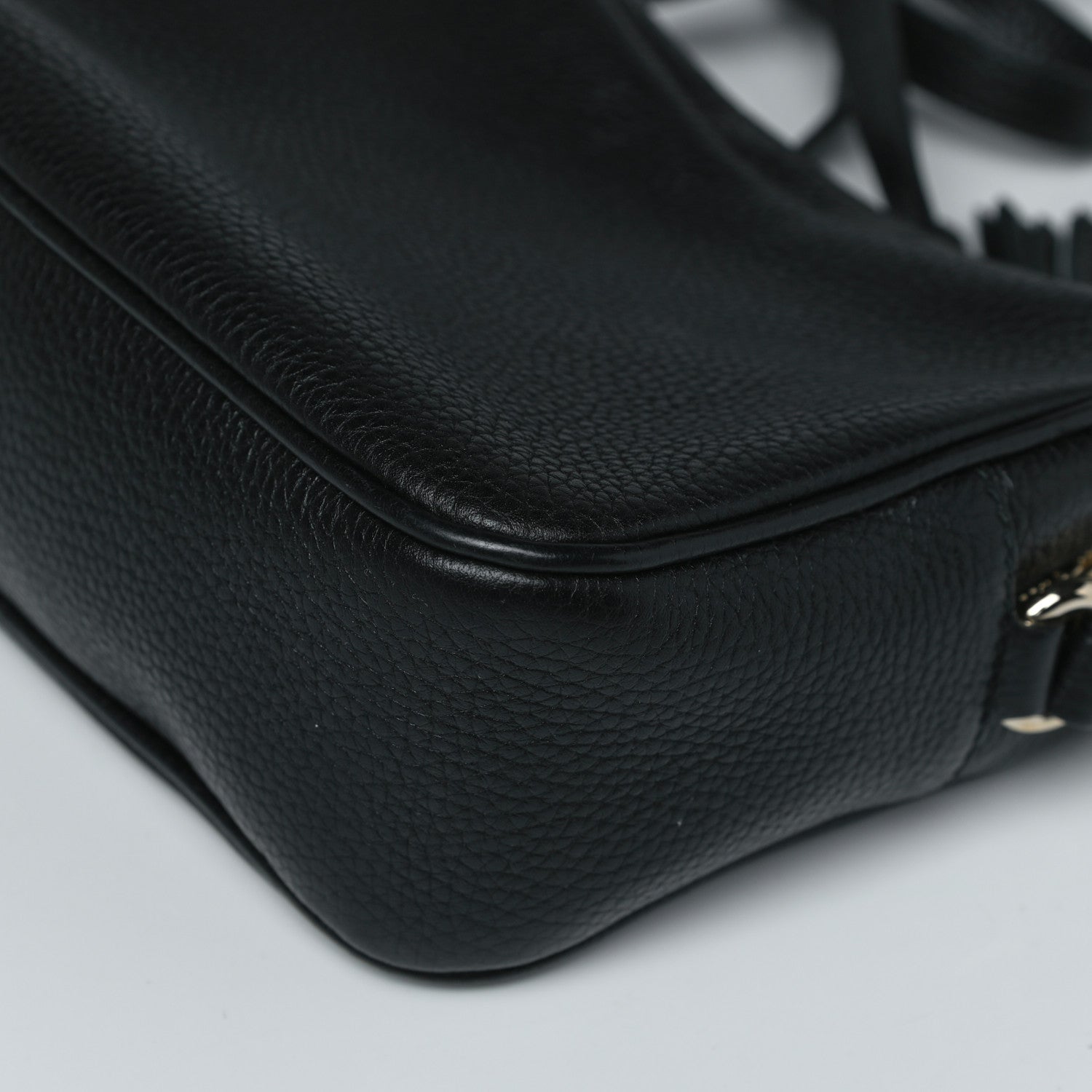 Gucci Pebbled Calfskin Small Soho Disco Bag Black 13 of 16