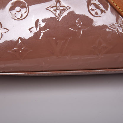 Louis Vuitton Vernis Brea MM Rose Velours 26 of 34
