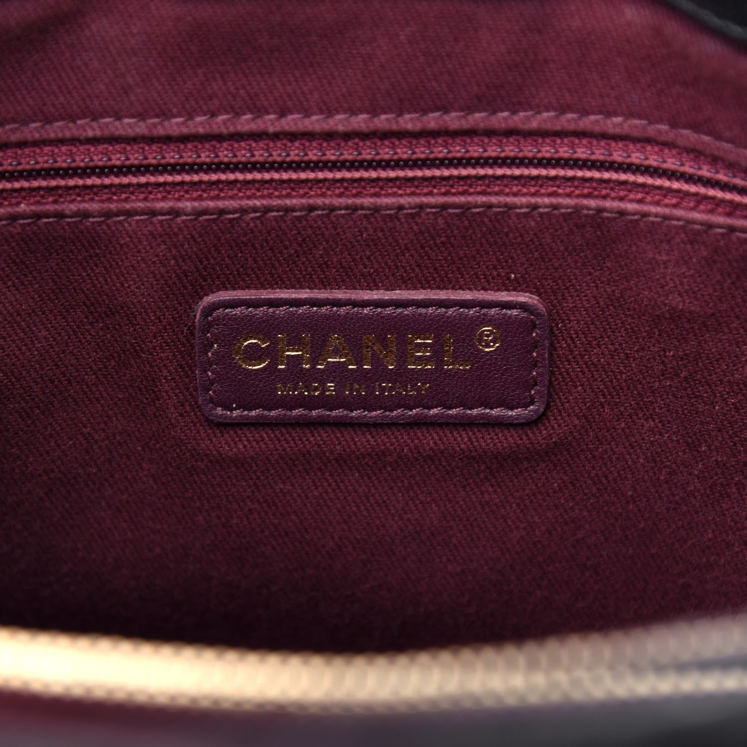 Chanel Wrinkled Lambskin Chevron Quilted Surpique Tote Black 6 of 10