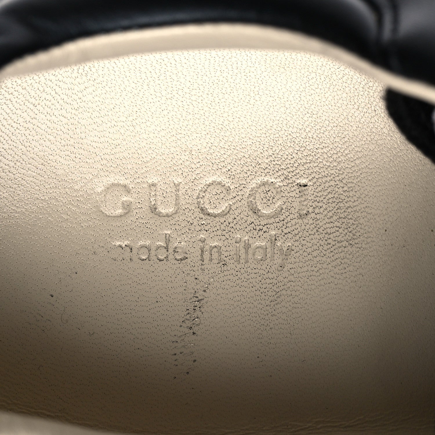 Gucci Calfskin Iridescent Logo Womens Rhyton Sneakers 39 Black 7 of 10