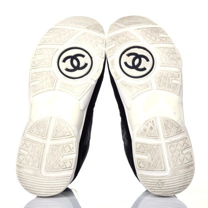 Chanel Fabric Calfskin Suede CC Womens Sneakers 42 Black Navy White 5 of 8