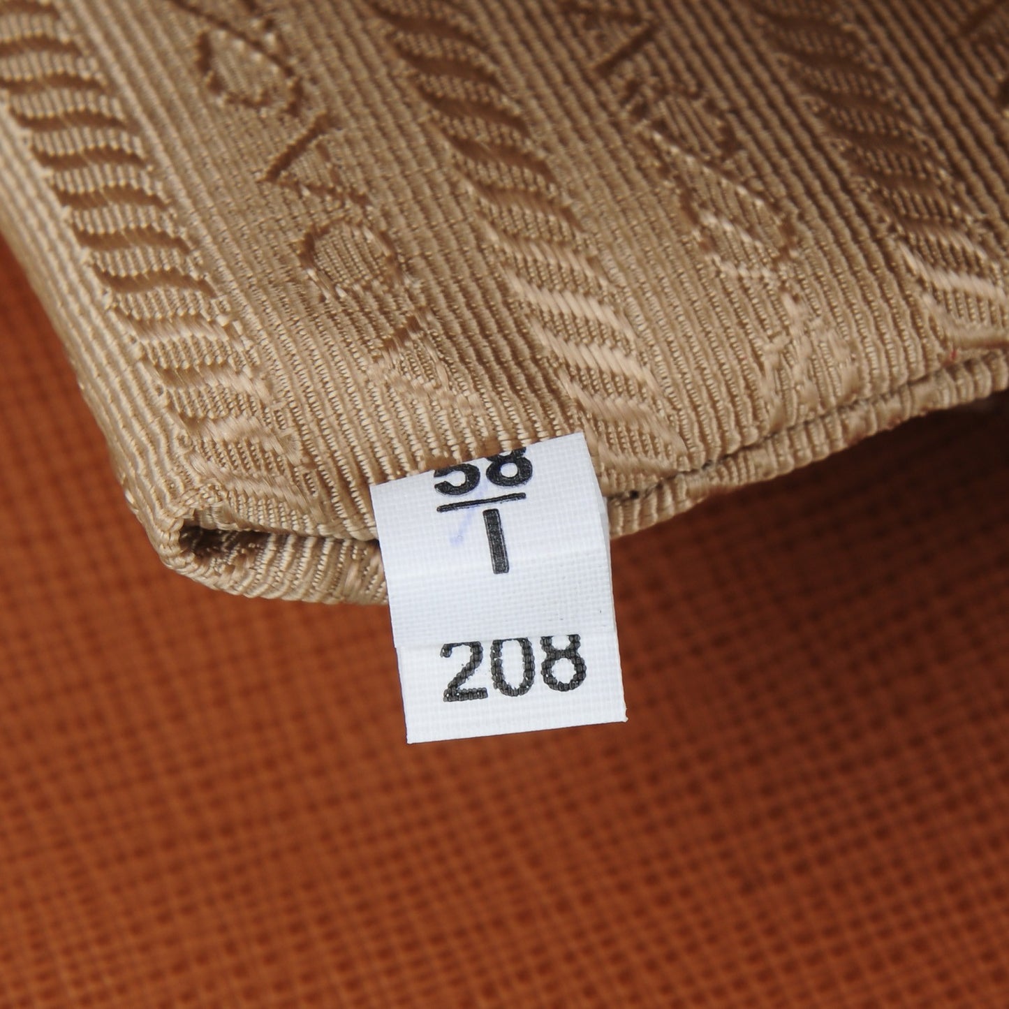 Saffiano Lux Extra Large Galleria Double Zip Tote Caramel