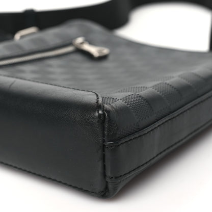 Louis Vuitton Damier Infini Discovery Messenger BB Onyx 9 of 9