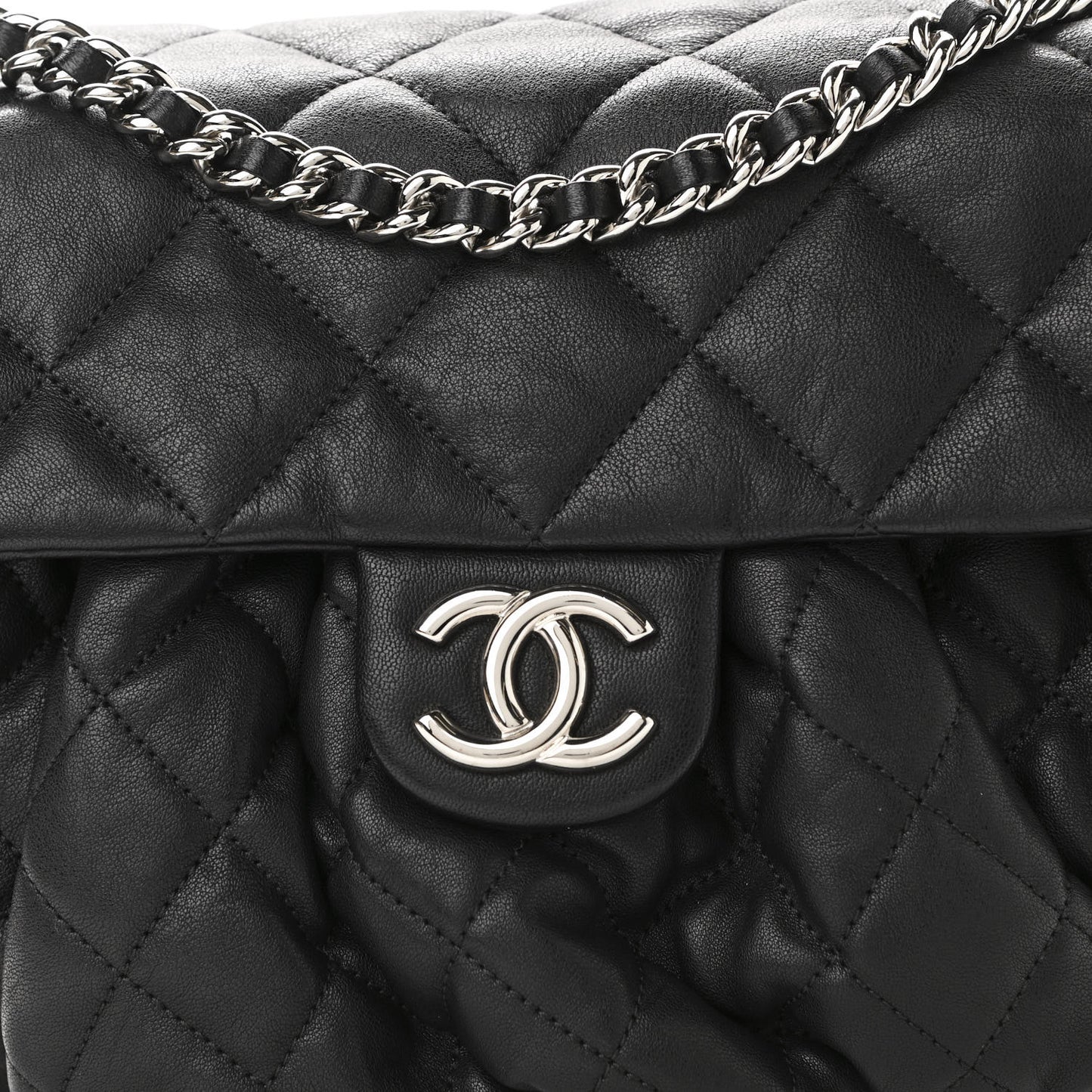 Washed Lambskin Quilted Medium Chain Around Messenger Black