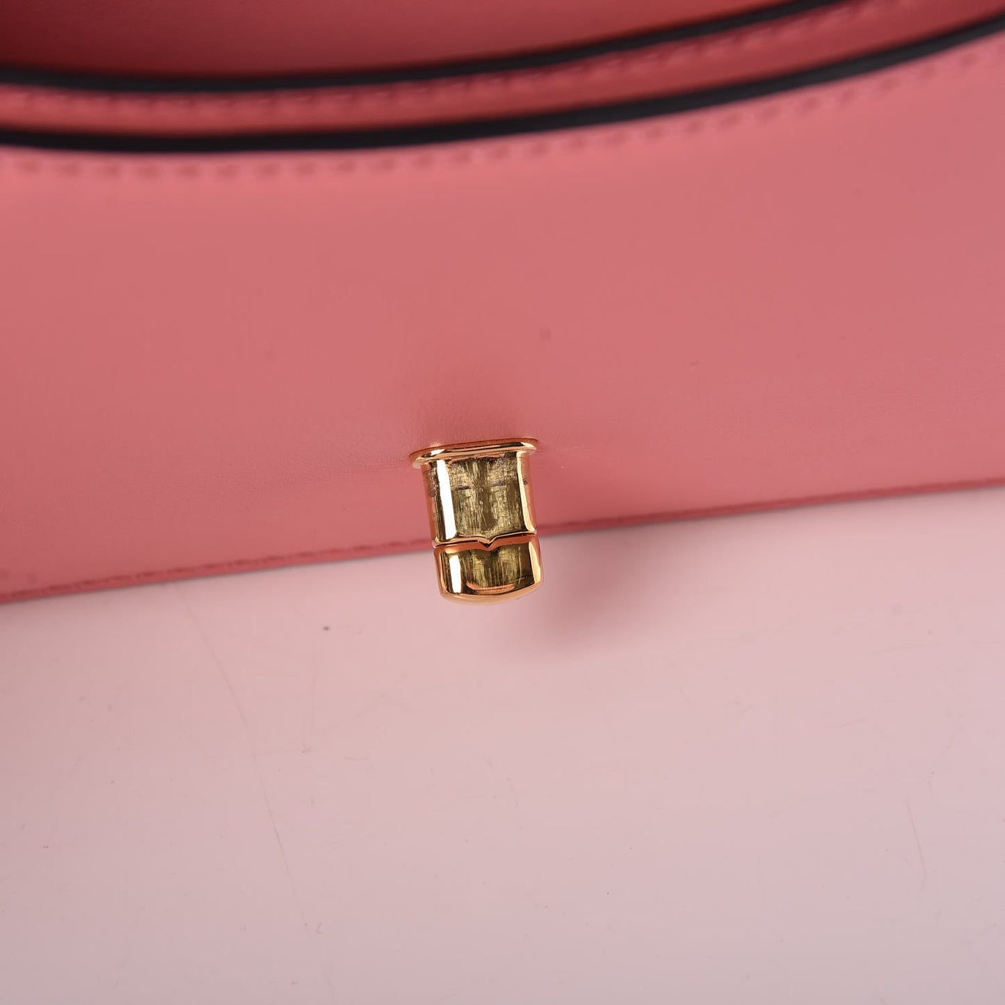 Vitello Chain Flap Bag Paradise Rose