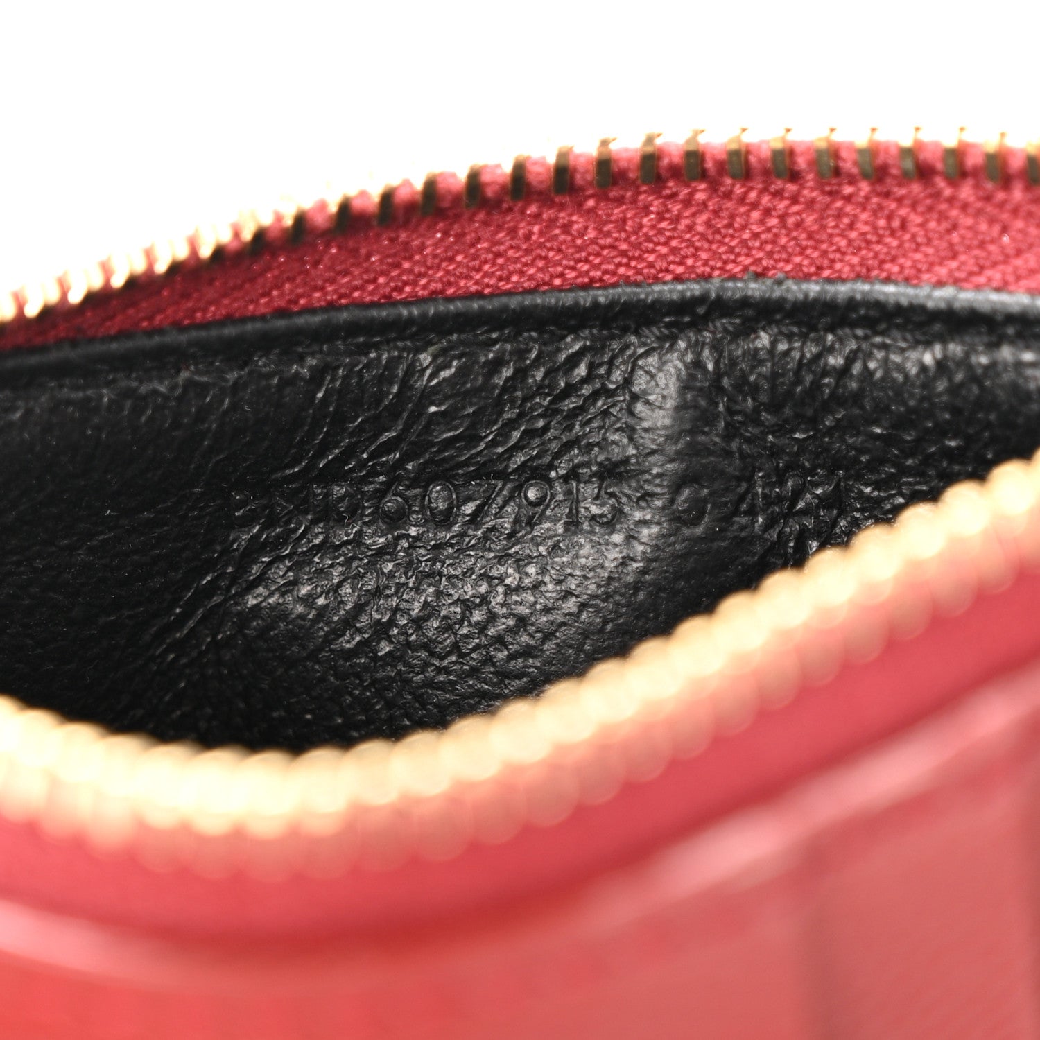 Saint Laurent Grain De Poudre Matelasse Chevron Monogram Fragments Zippered Card Case Opyum Red 6 of 10