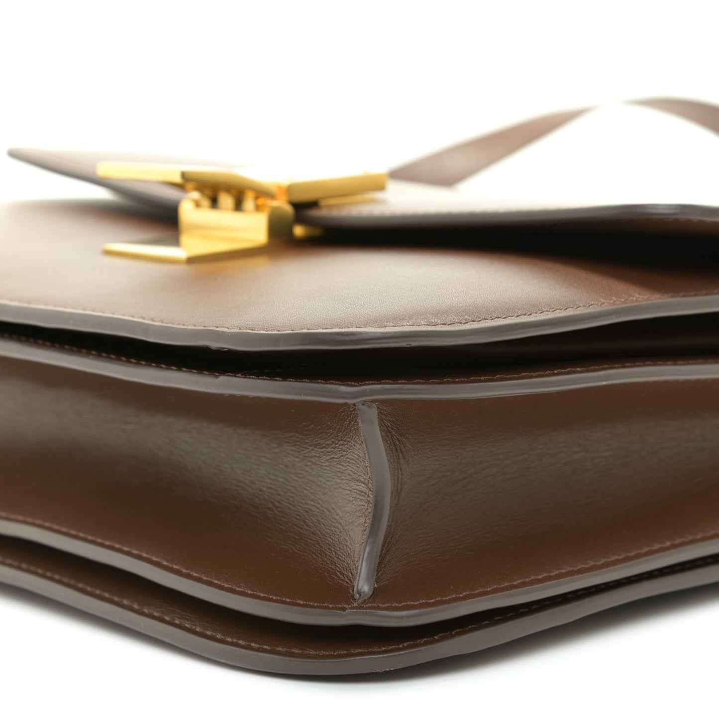 Box Calfskin Medium Classic Box Flap Bag Camel