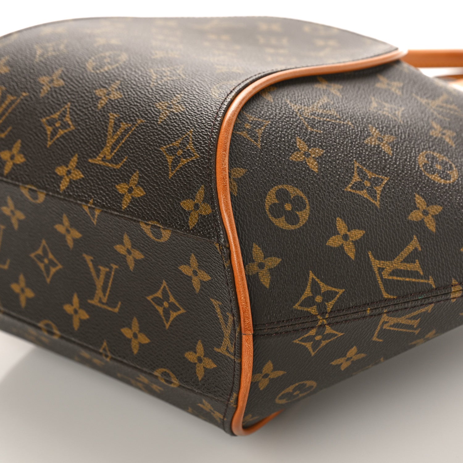Louis Vuitton Monogram Ellipse MM 9 of 10