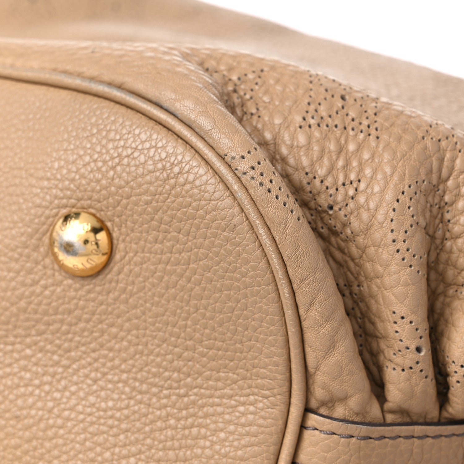 Louis Vuitton Mahina L Coquille 10 of 14