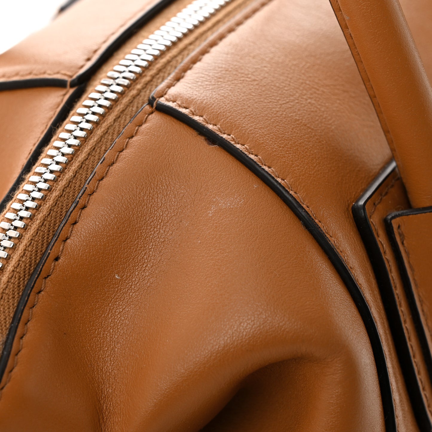 Smooth Calfskin Small Soft Antigona Caramel