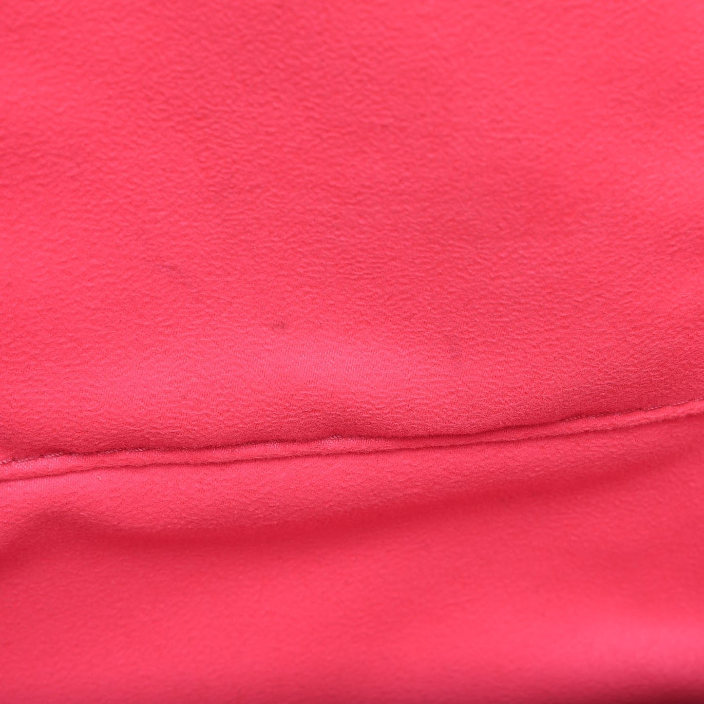Drummed Calfskin Mini Luggage Fluo Pink