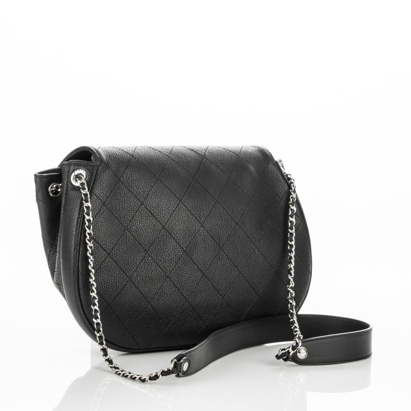 Caviar Quilted Large Round Messenger Flap Black