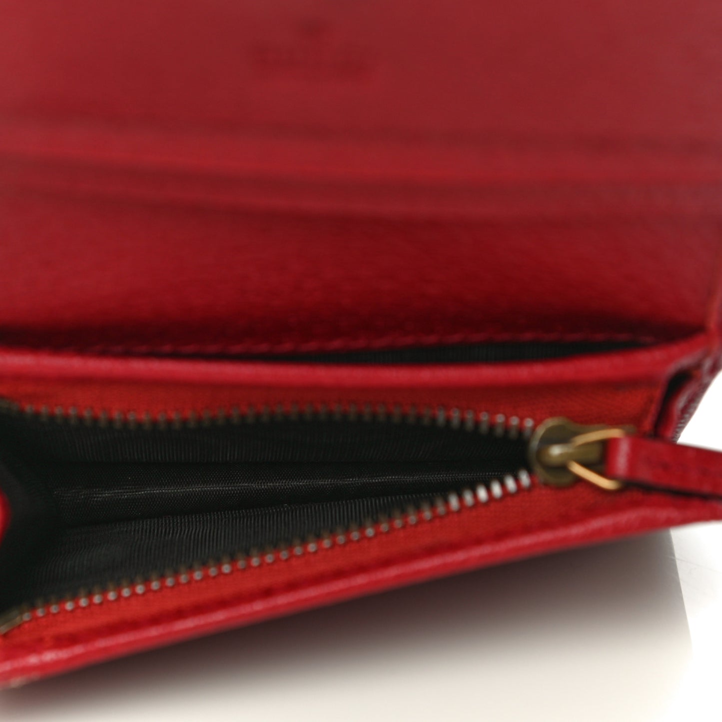 GG Supreme Monogram Queen Margaret Card Case Red