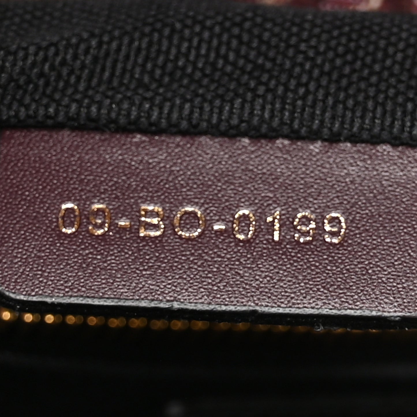 Oblique 30 Montaigne Flap Bag Burgundy