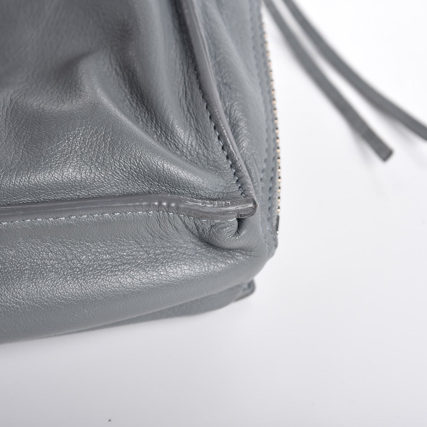 Calfskin Papier Sight Shoulder Bag Grey