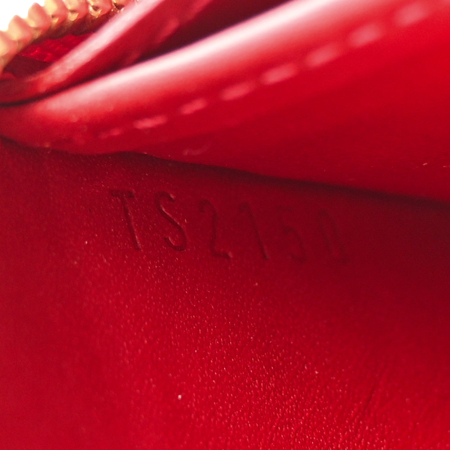 Louis Vuitton Vernis Zippy Coin Purse Pomme D'Amour 7 of 7
