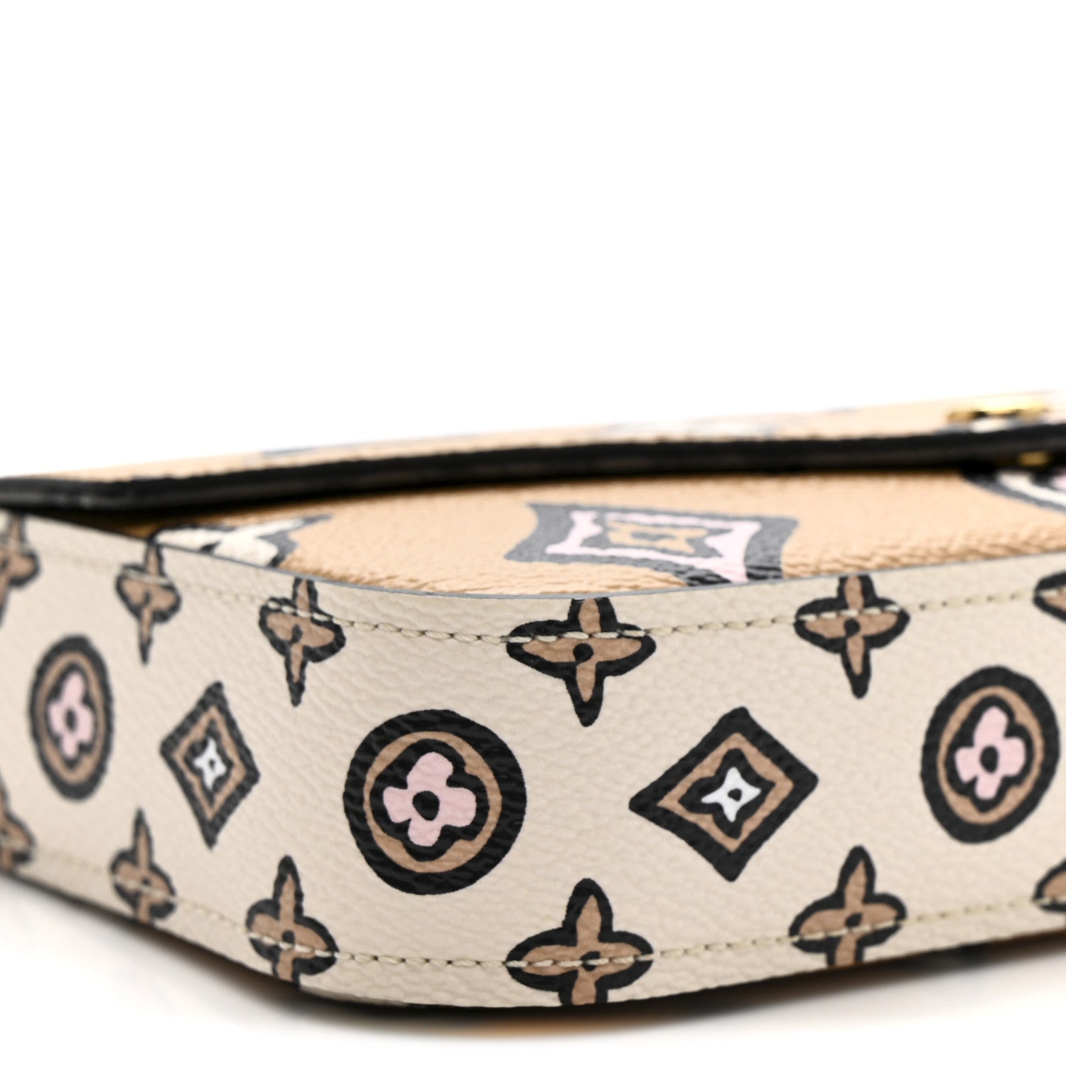 Louis Vuitton Monogram Wild At Heart Felicie Strap & Go Arizona Creme 9 of 10