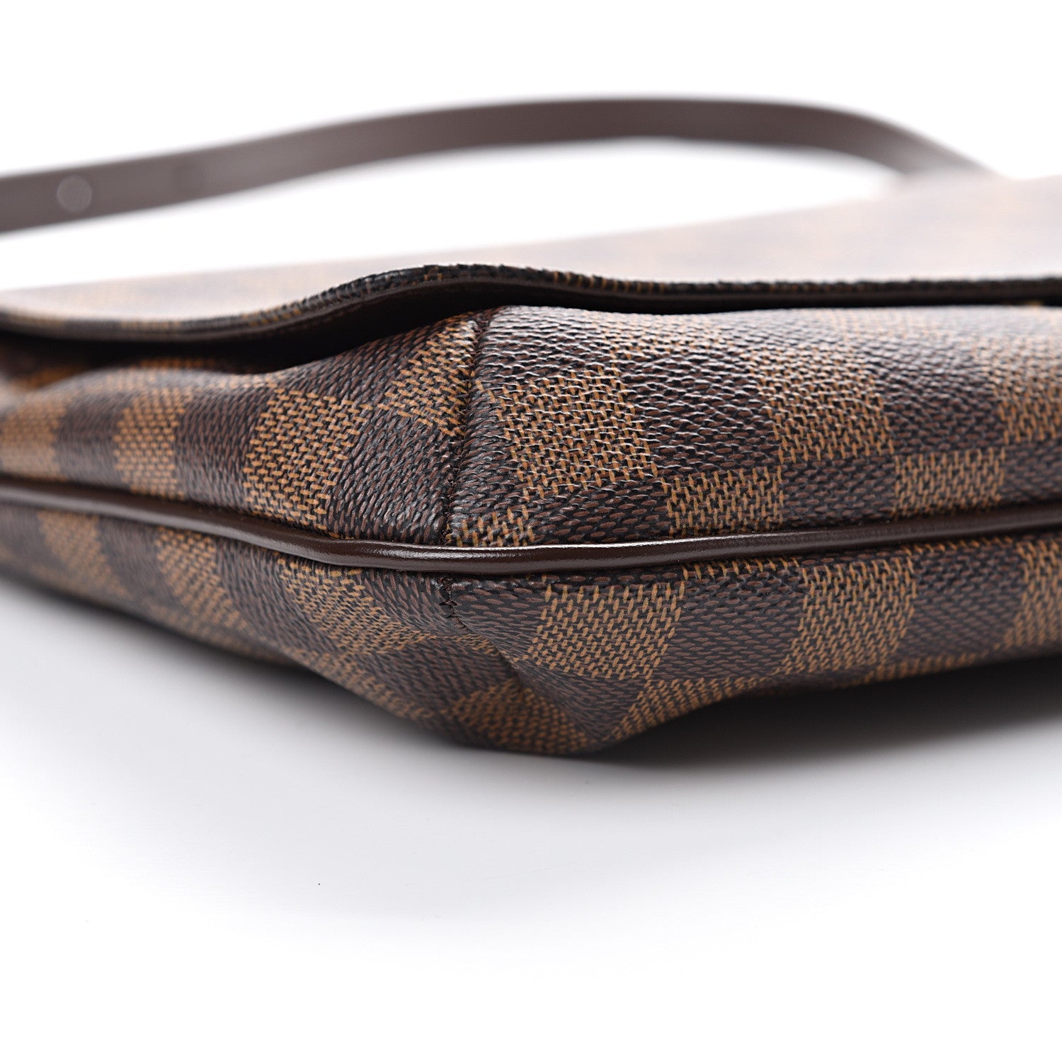 Louis Vuitton Damier Ebene Musette Tango 9 of 11