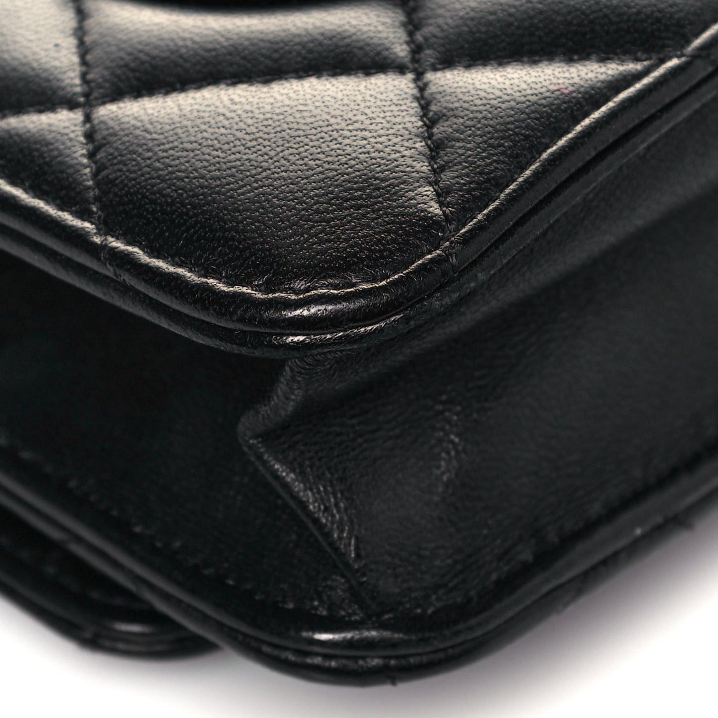 Lambskin Quilted Wallet On Chain WOC Black