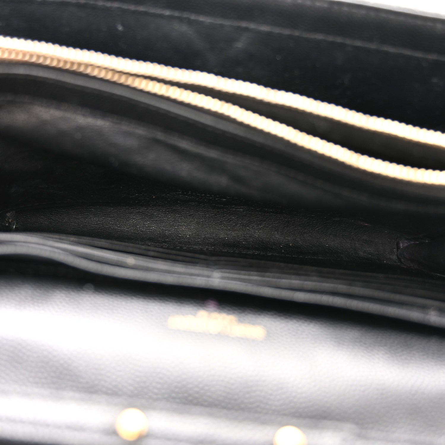 Saint Laurent Grain De Poudre Mixed Matelasse Triquilt Monogram Chain Wallet Black 5 of 10