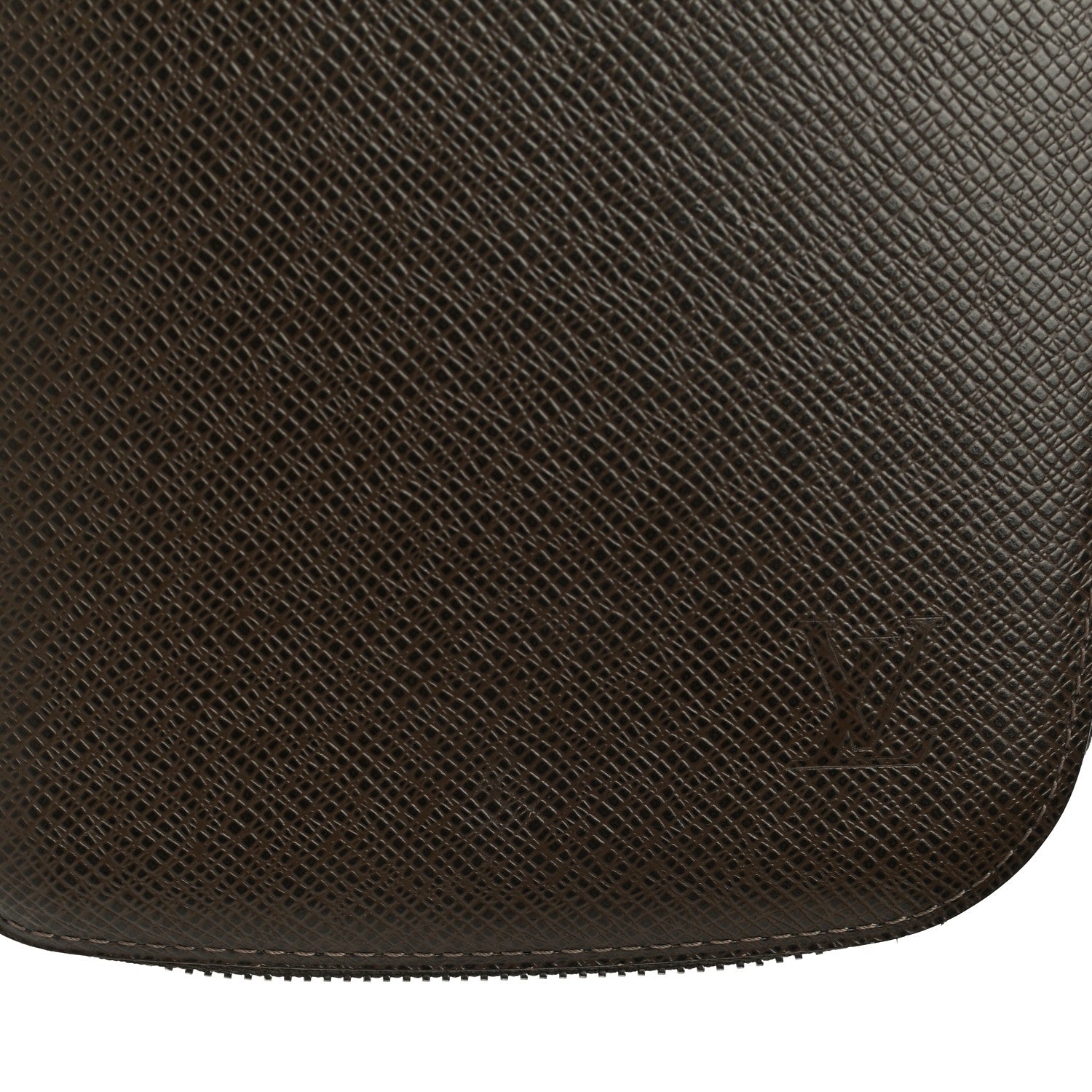 Louis Vuitton Taiga Atoll Travel Organizer Grizzli 13 of 19