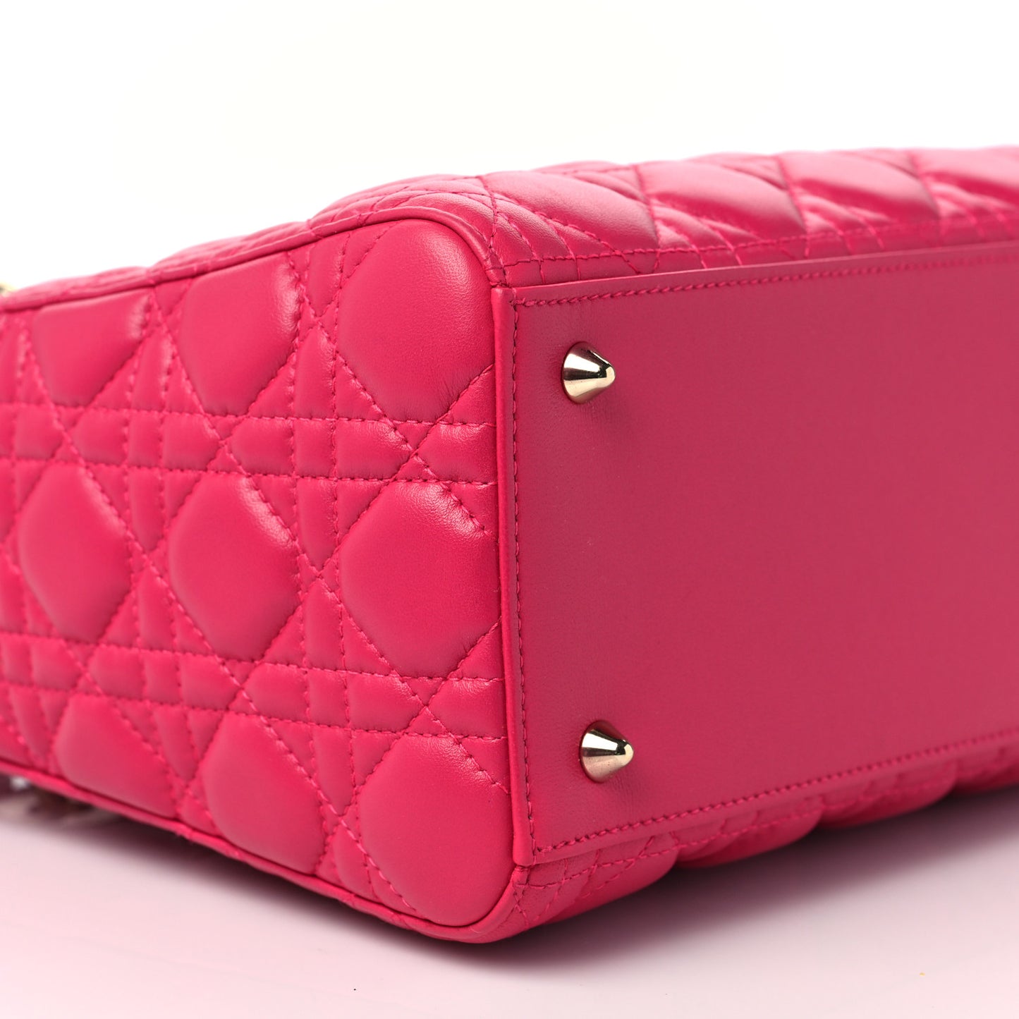 Lambskin Cannage Medium Lady Dior Fuchsia