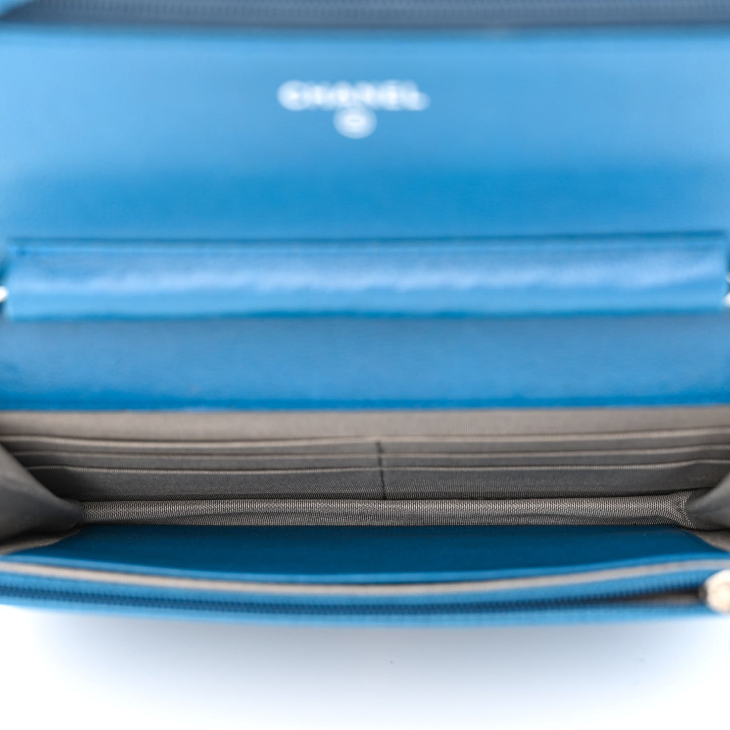 Caviar Sevruga Wallet on Chain WOC Blue