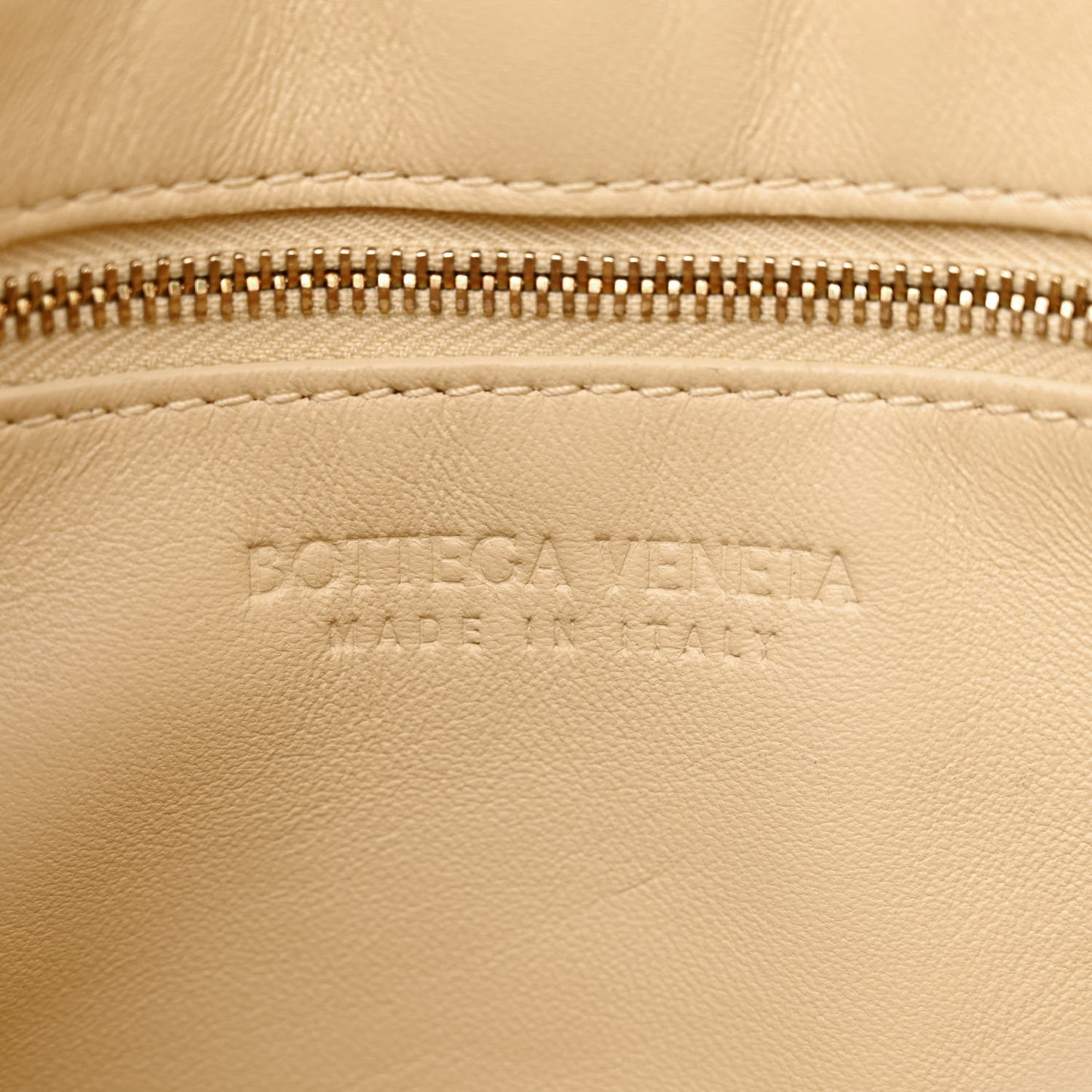 Brushed Calfskin Maxi Intreccio Crossbody Cassette Bag Porridge