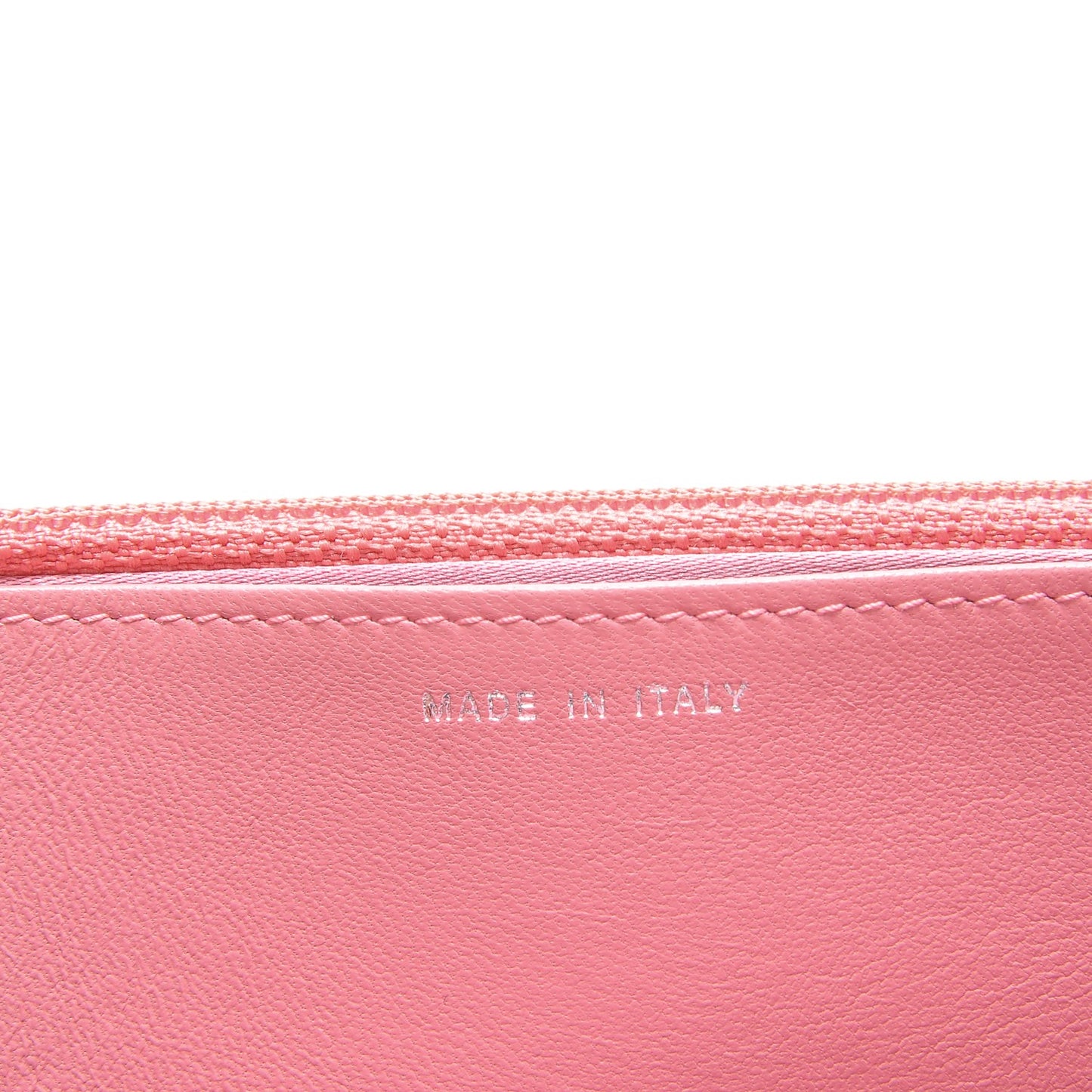 Lambskin Camellia Embossed Wallet On Chain WOC Pink