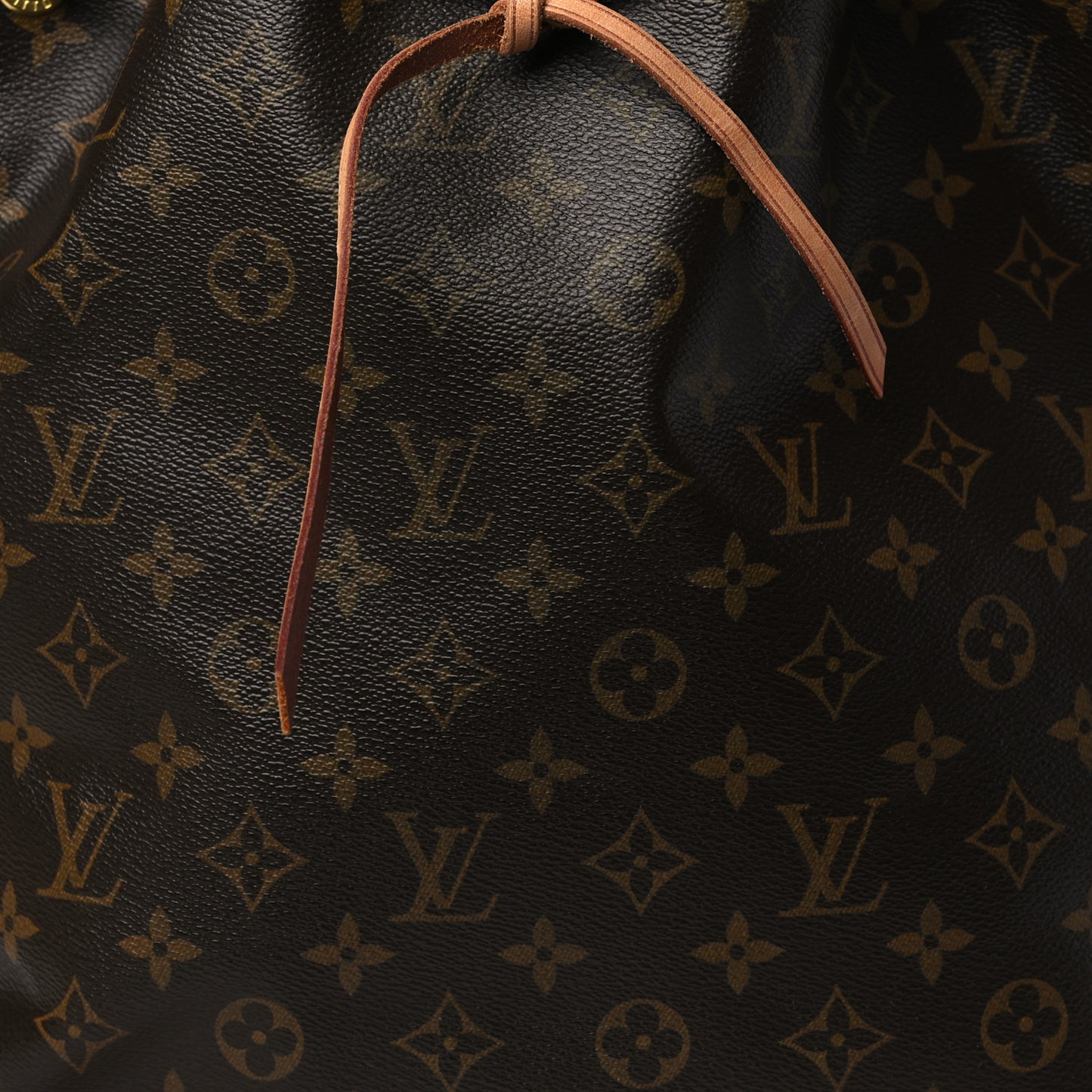 Monogram Noe