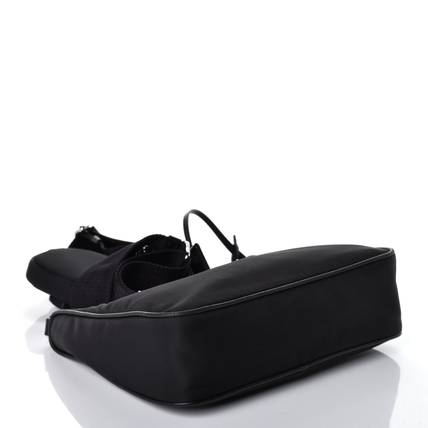 Prada Nylon Re-Edition 2005 Shoulder Bag Black 5 of 9