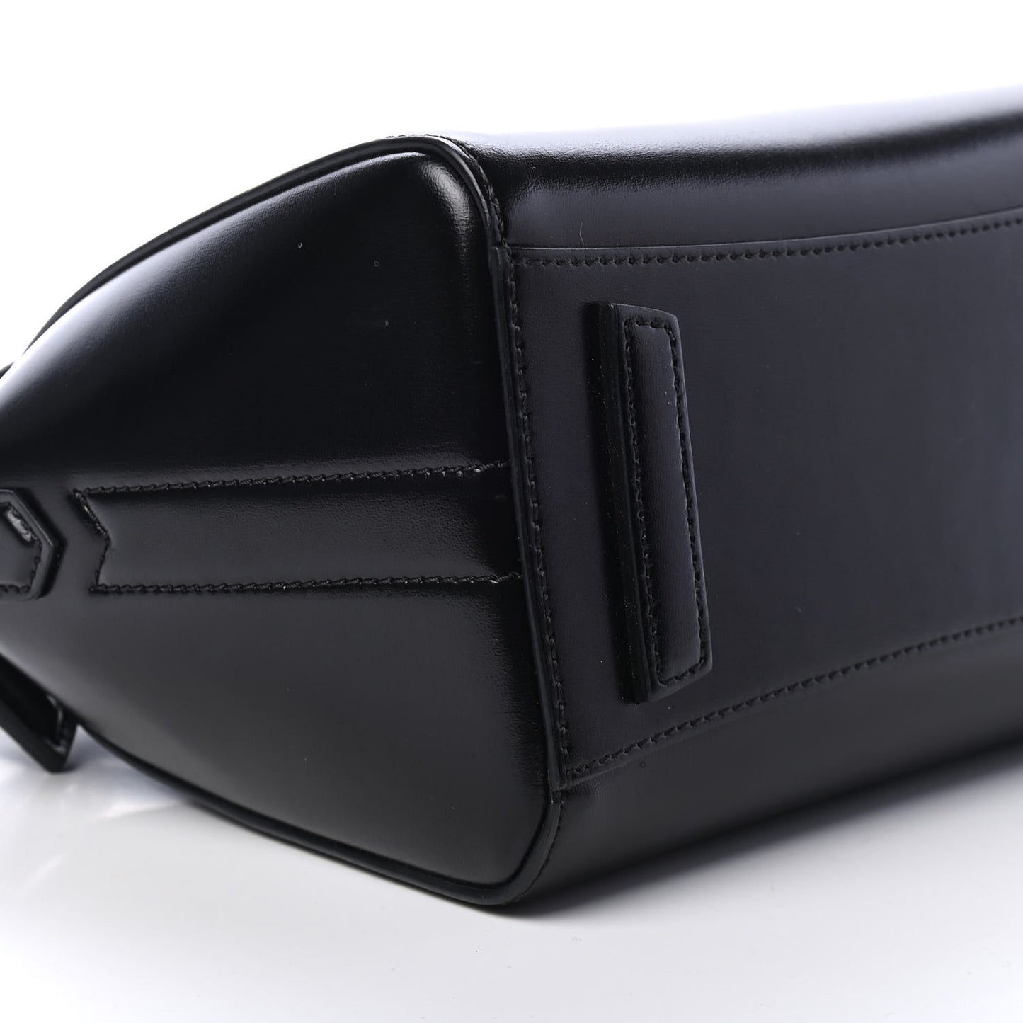 Shiny Lord Calfskin Mini Antigona Black
