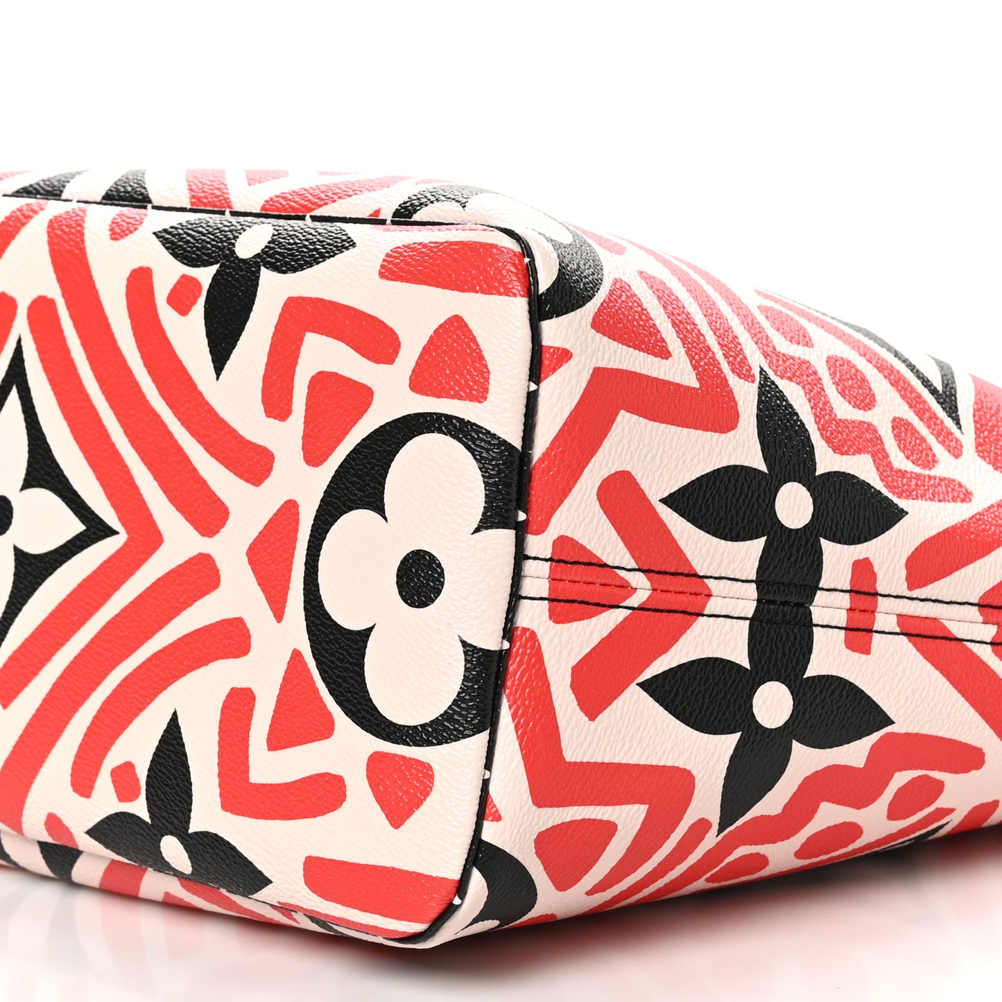 Monogram Giant Crafty Neverfull MM Creme Rouge Black