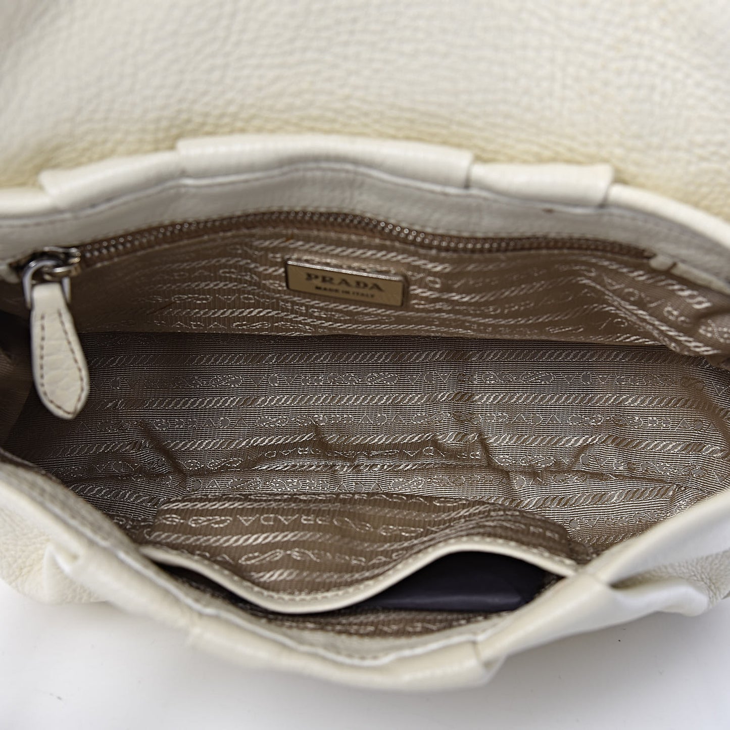 Vitello Daino Pushlock Flap Shoulder Bag Bianco