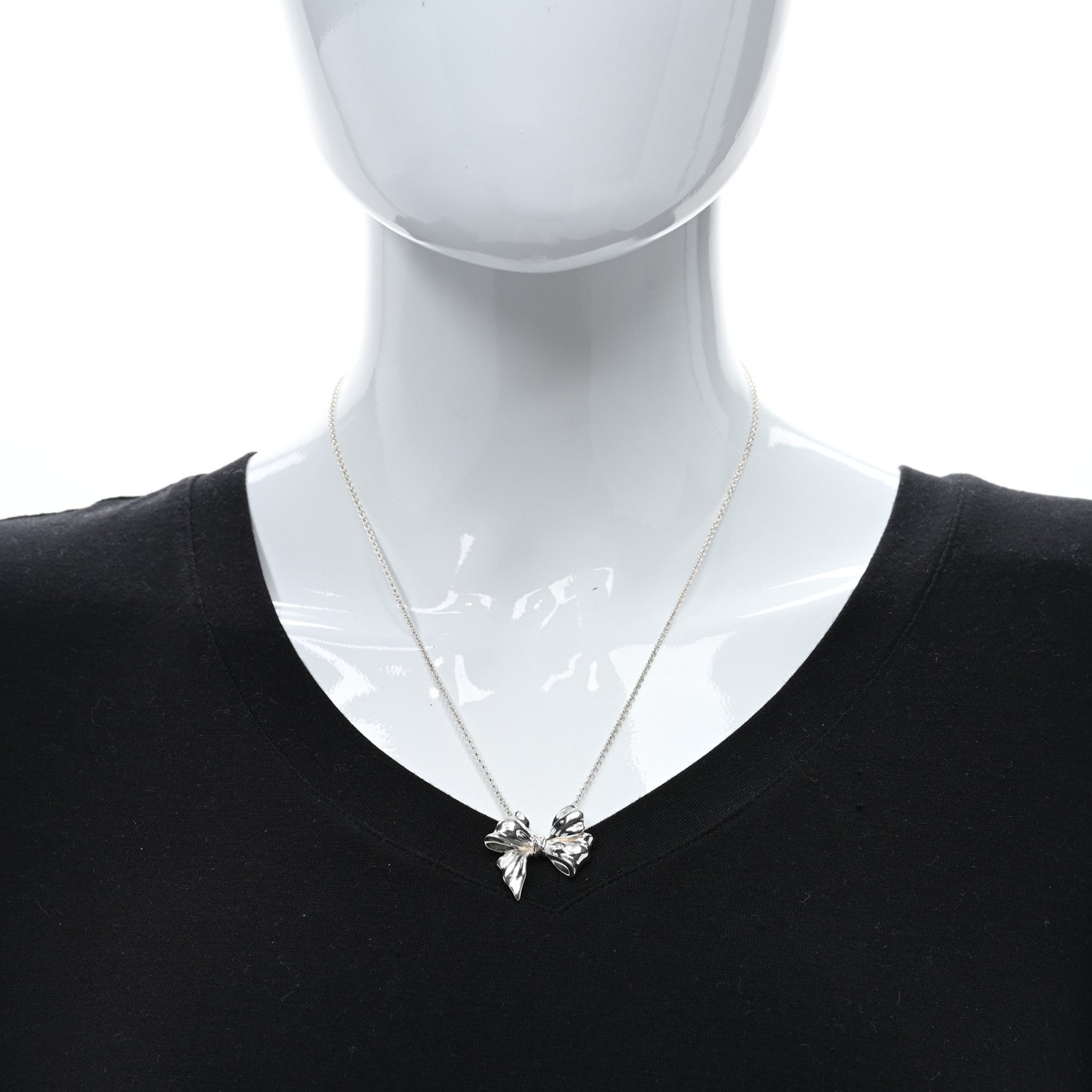 Tiffany Sterling Silver Bow Pendant Necklace 3 of 5