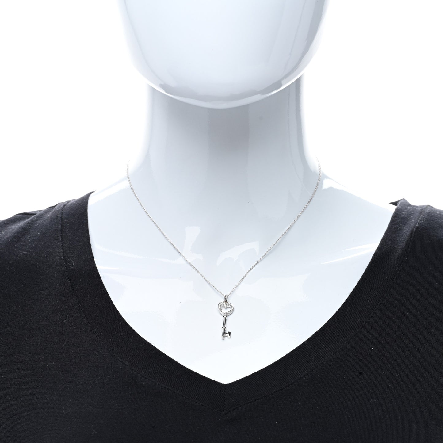 18K White Gold Diamond Mini Heart Key Charm Pendant Link Necklace