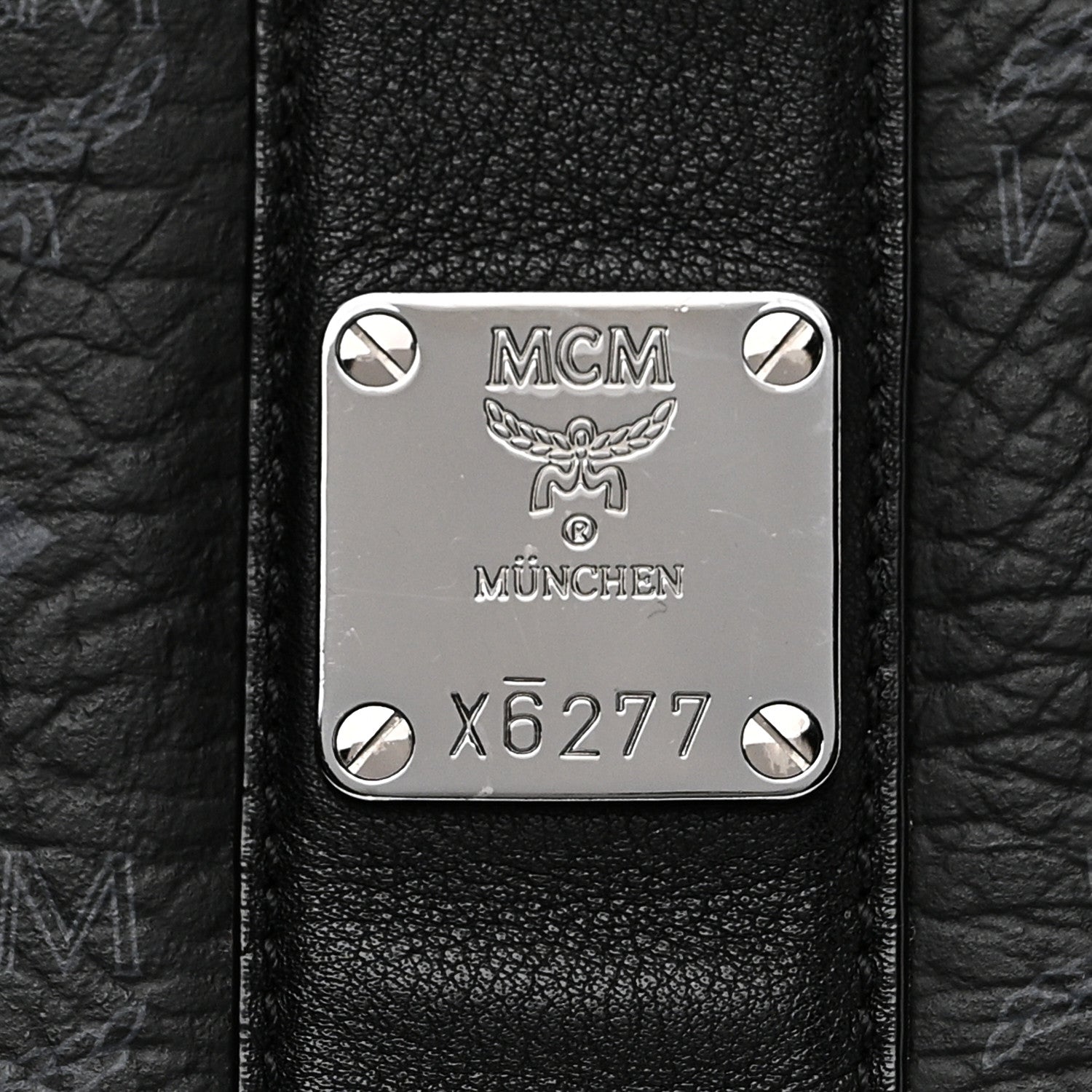 MCM Visetos Large Liz Reversible Shopper Tote Black 13 of 17